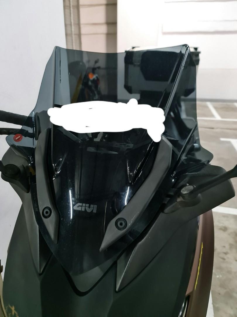 Givi Sports Windshield Xmax 300, Motorcycles, Motorcycle Accessories on