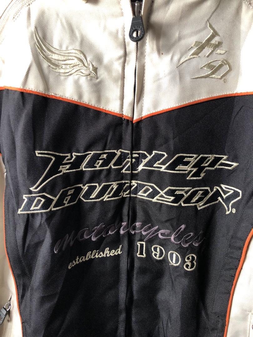 Harley Davidson Motorcycle Men’s Sport Jacket (Category: Coats, Jackets and Outerwear) located in Baguio. Submitted by master_of_brands (Listing ID 1082891804, Image 1). Description: Authentic Harley Davidson Motorcycle Sports Men’s Jacket Dimension: 19” shoulder/width 23”/Length 26” (Medium-Large) Slightly used No hole/“walang tastas” With label tags for authenticity check In excellent condition .