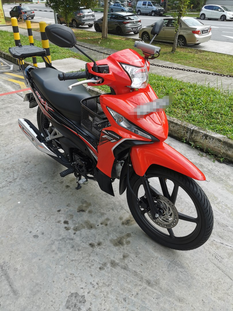 Honda 115 motorcycle hotsell