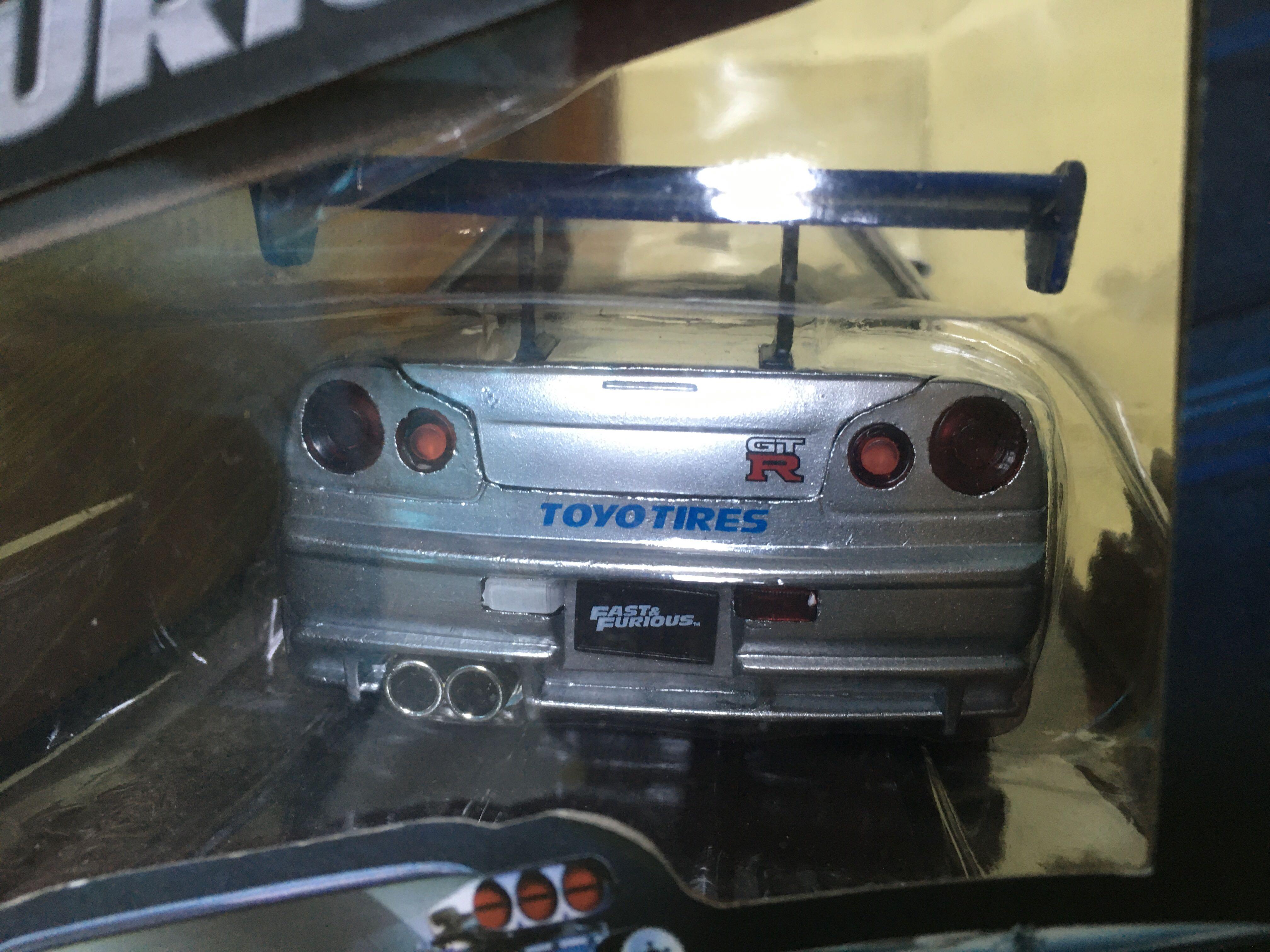 Jada 1/24 Fast & Furious Brian's Nissan Skyline GT-R R34 & R35 Ben