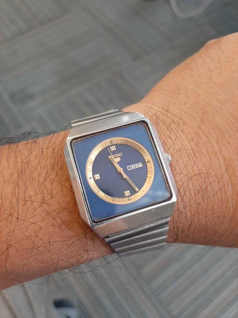 June 1982 Seiko 5 Automatic Day & Date TV Type Unisex, Men's Fashion,  Watches & Accessories, Watches on Carousell