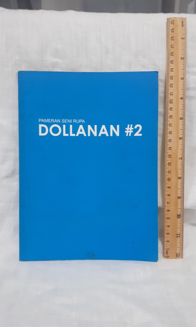 Katalog Pameran Seni Rupa, Buku & Alat Tulis, Buku di Carousell