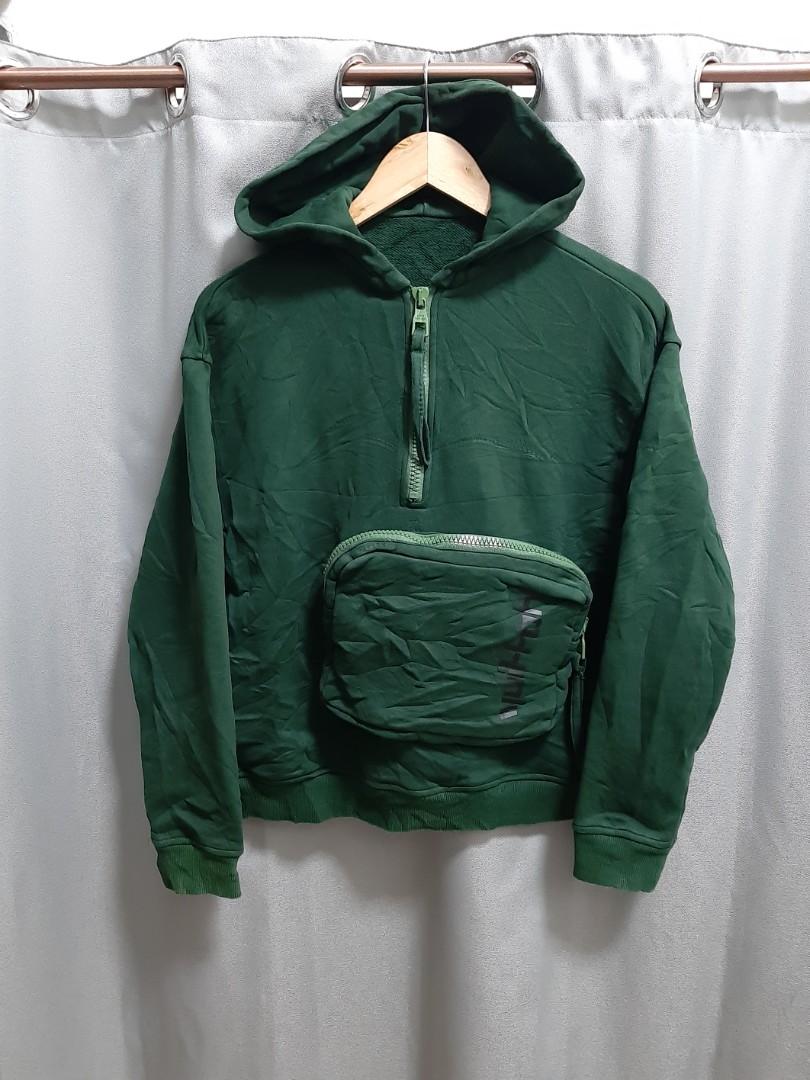 Louis Vuitton Men's Green Cotton 3D Patched Pocket Half Zipped