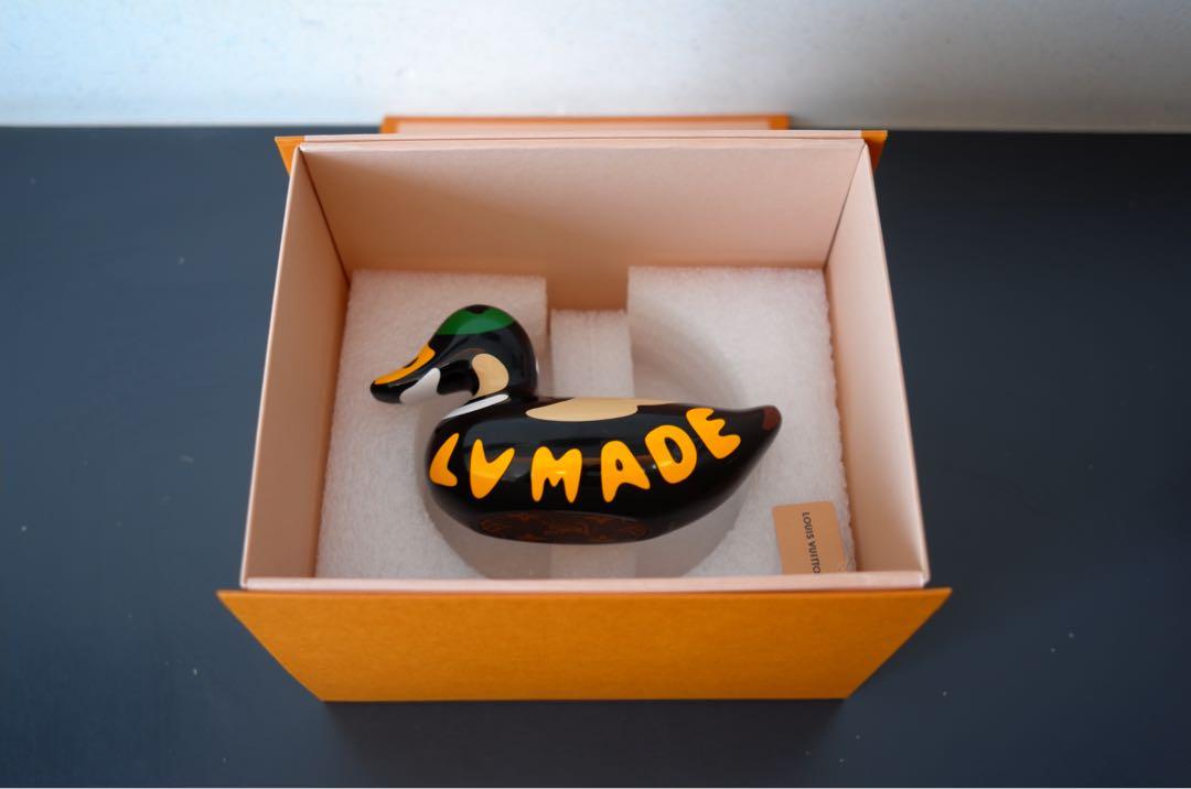 Louis Vuitton x Nigo Duck Figurine - LOUÉ - Luxury Second Hand