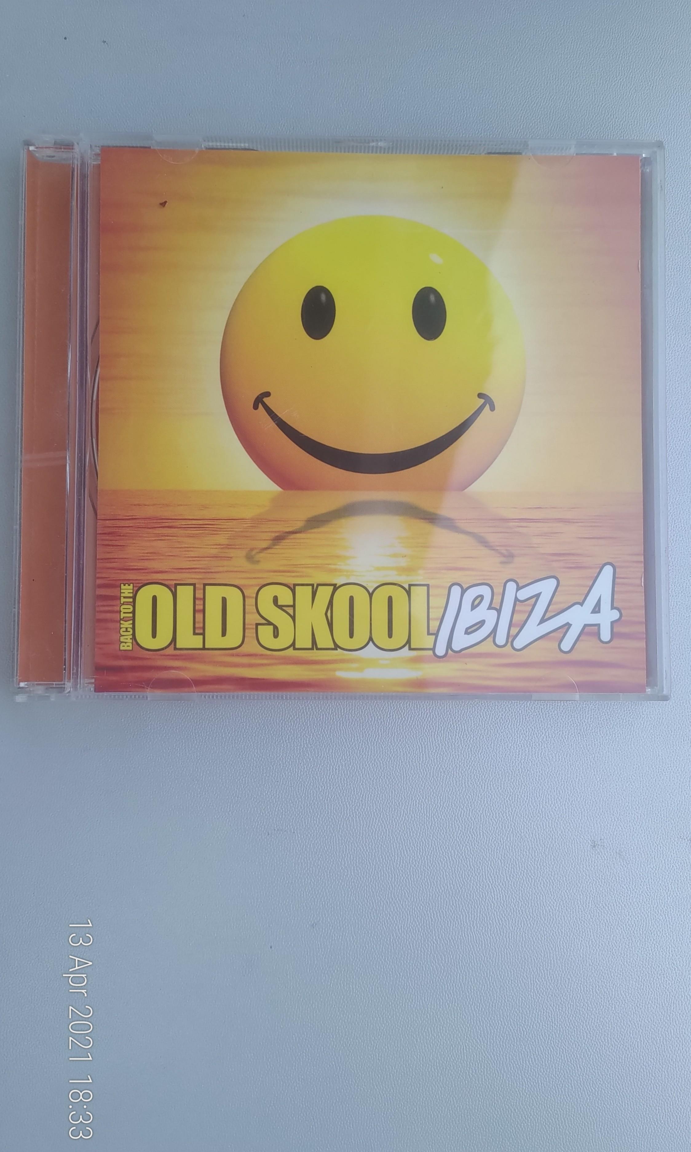 Ministry Of Sound Back To The Old Skool Ibiza Cd 沒有花痕no Damage 98 New 內附歌詞紙存放良好used Like New面交時可檢查check The Product