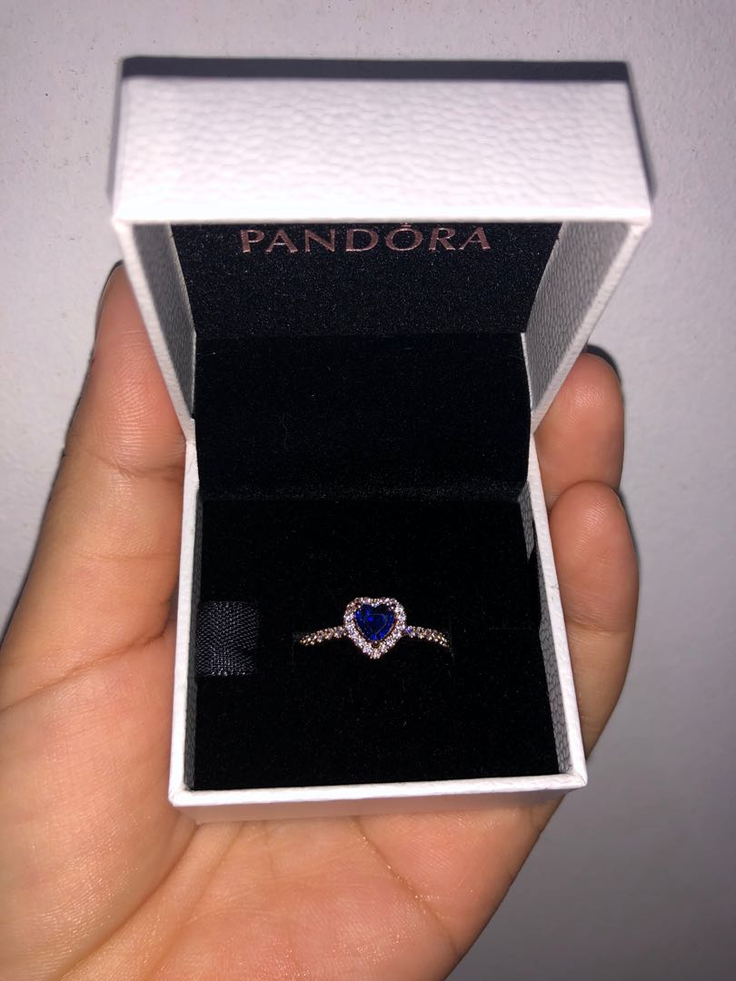 Pandora heart store ring blue