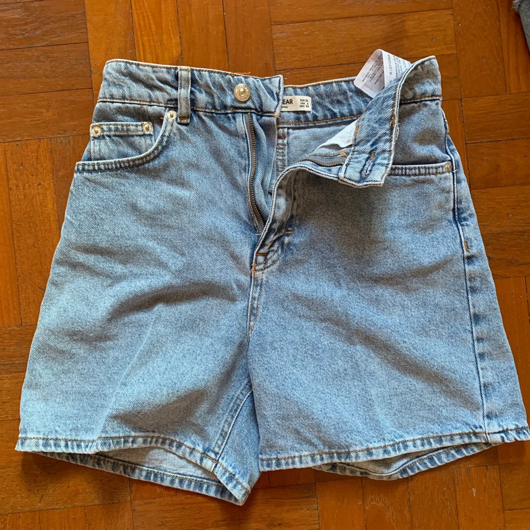 Pull and bear high waisted shorts best sale