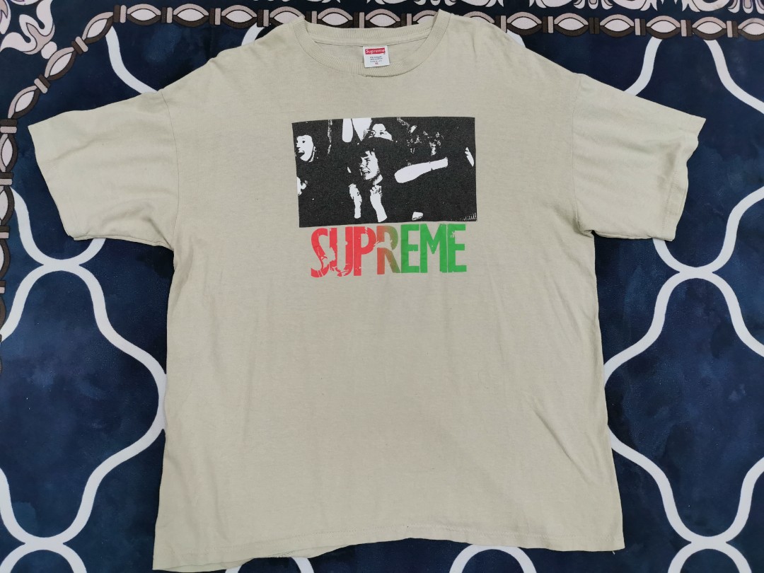 Supreme out deals of order tee