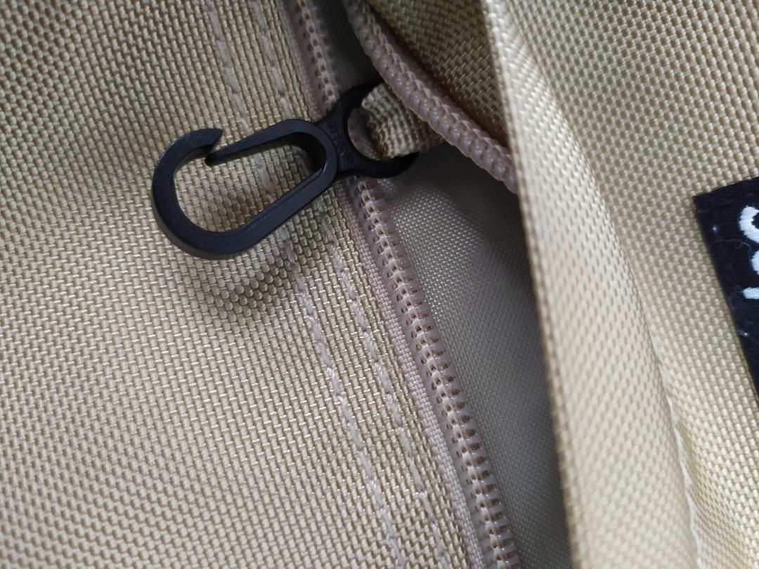 Supreme ss18 Shoulder bag tan, 男裝, 袋, 腰袋、手提袋、小袋- Carousell