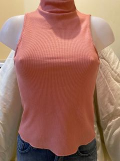 (Category: ) located in . Submitted by ms.conv (Listing ID 1082876594, Image 1). Description: .