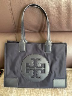 （分類：）位於 。 由 tabbyshek 提交（商品編號 1082907525，圖片 1）。簡介： 。