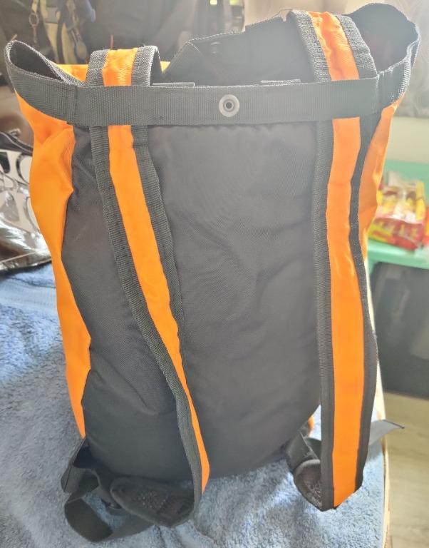 Tote backpack (Category: Backpacks) located in Quezon City. Submitted by ryuko.matoi (Listing ID 1082911129, Image 3). Description: Tote backpack No issues No tear All zippers are working No trade/swaps No reservation MOP - BPI.