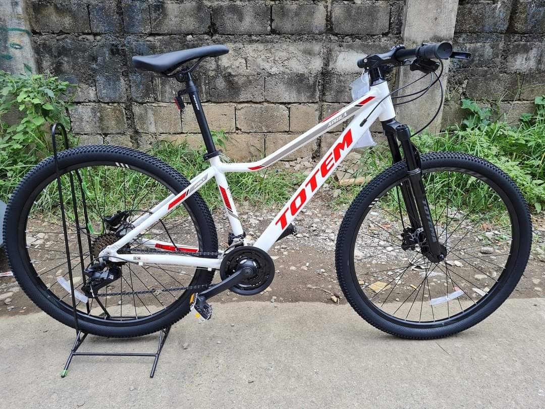TOTEM APRILA 27.5er HYDRAULIC ALLOY Sports Equipment Bicycles