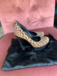 (Category: ) located in . Submitted by ex_shopaholic (Listing ID 1082984065, Image 1). Description: .