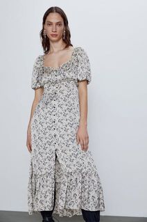 (Category: ) located in . Submitted by outfitslover (Listing ID 1082998909, Image 1). Description: .