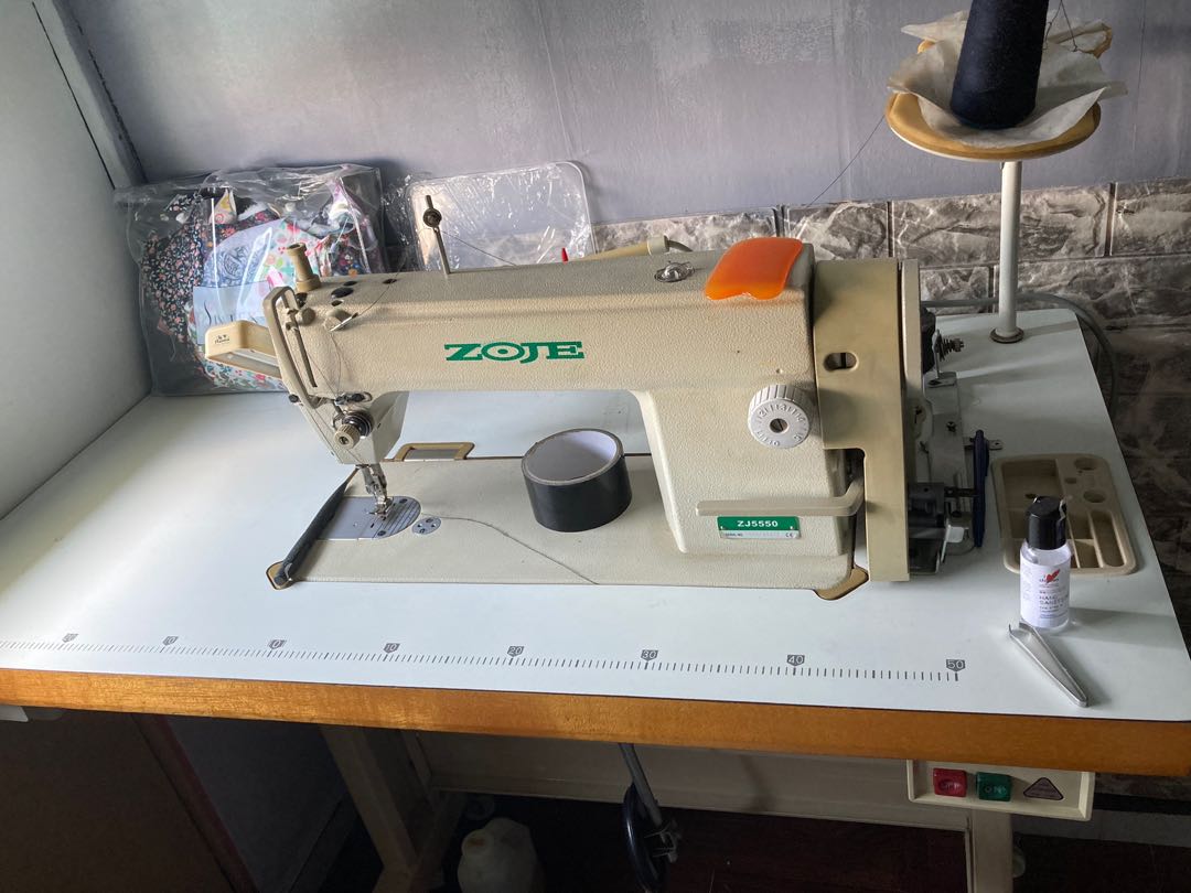 ZOJE INDUSTRIAL SEWING MACHINE AND OVERLOCKER, Hobbies & Toys