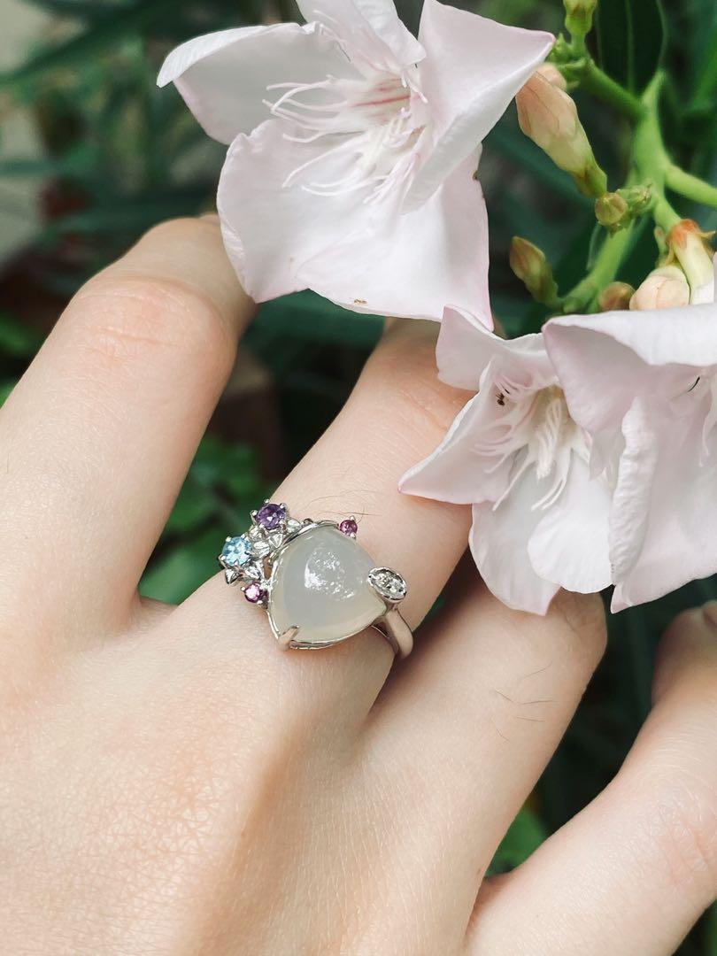 Chalcedony ring store