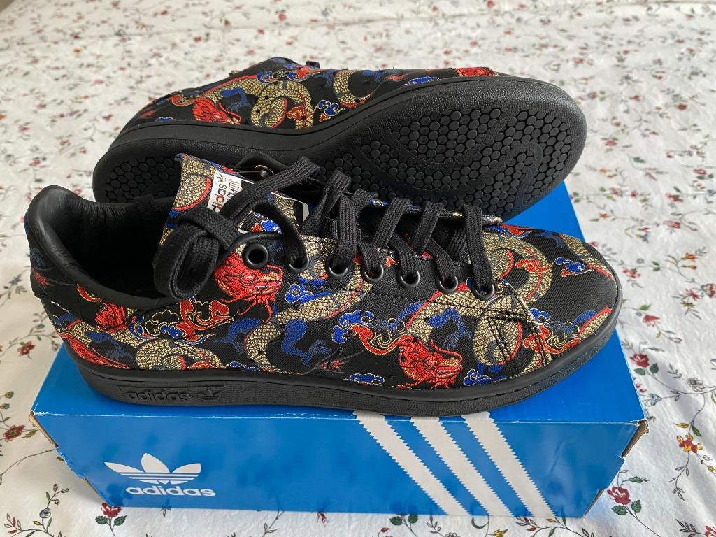Stan smith dragon deals