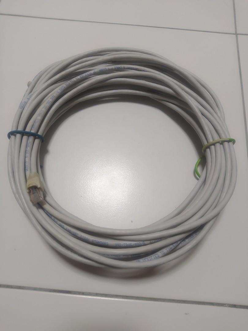 Cat 6 data/network cable (Category: Networking) located in Johor Bahru. Submitted by manshiguang (Listing ID 1083176969, Image 1). Description: Old stock data/ network cable - 14mtr Welcome！.
