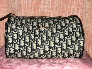 (Category: ) located in . Submitted by cathylene (Listing ID 1083226398, Image 1). Description: .