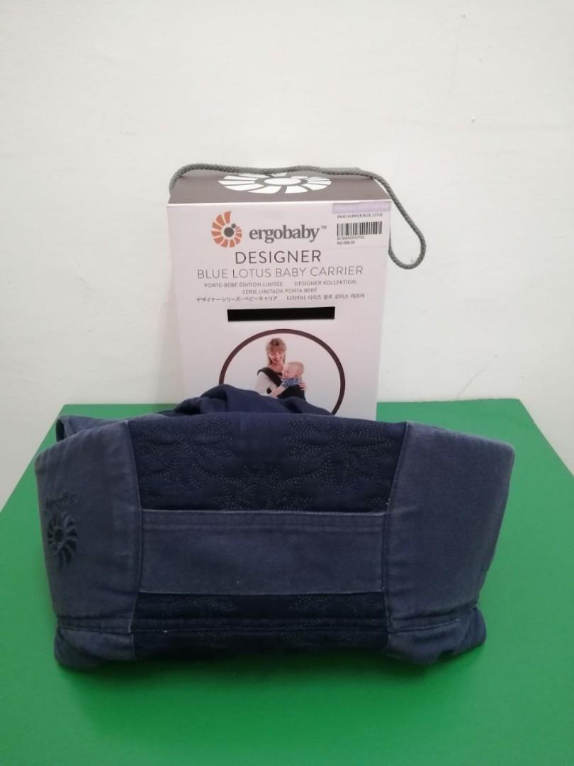 Ergobaby shop blue lotus