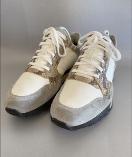 （分類：）位於 。 由 biondi917 提交（商品編號 1083097524，圖片 1）。簡介： 。