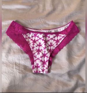 (Category: ) located in . Submitted by queenariya (Listing ID 1083122427, Image 1). Description: .