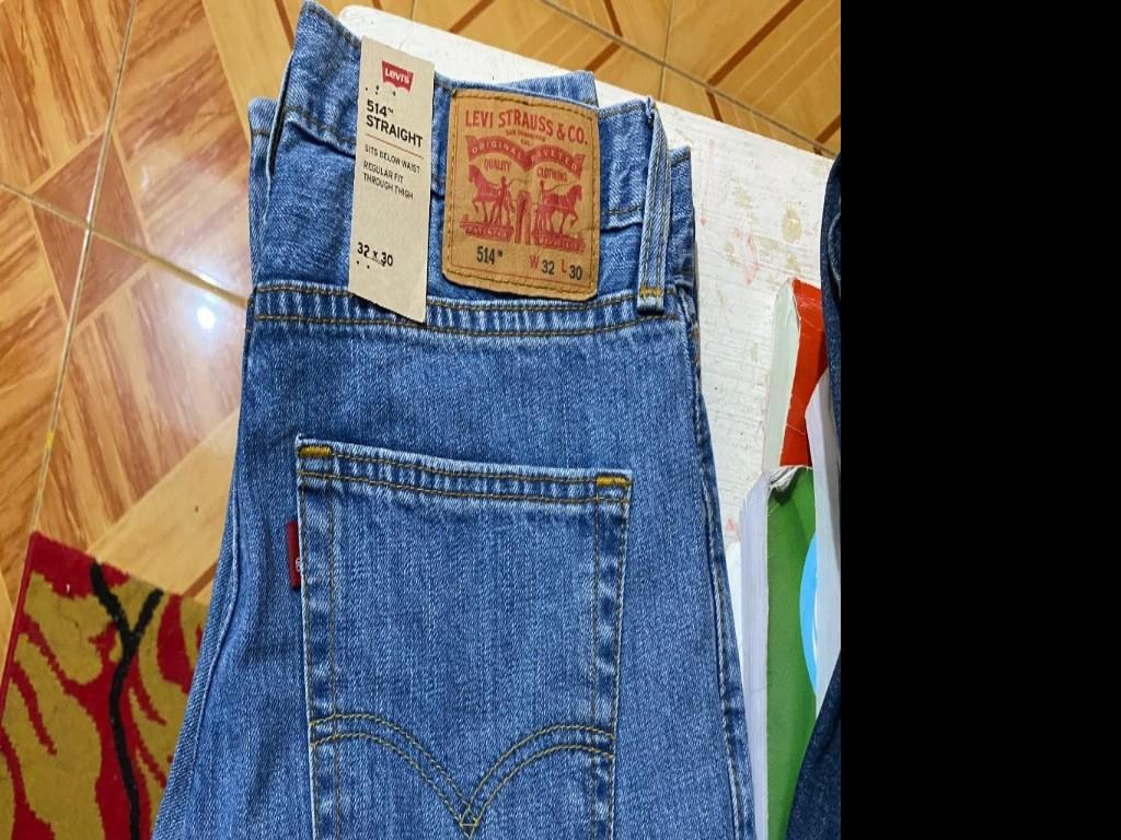 100% Original LEVIS 514 W32 W34, Men's Fashion, Bottoms, Jeans on Carousell