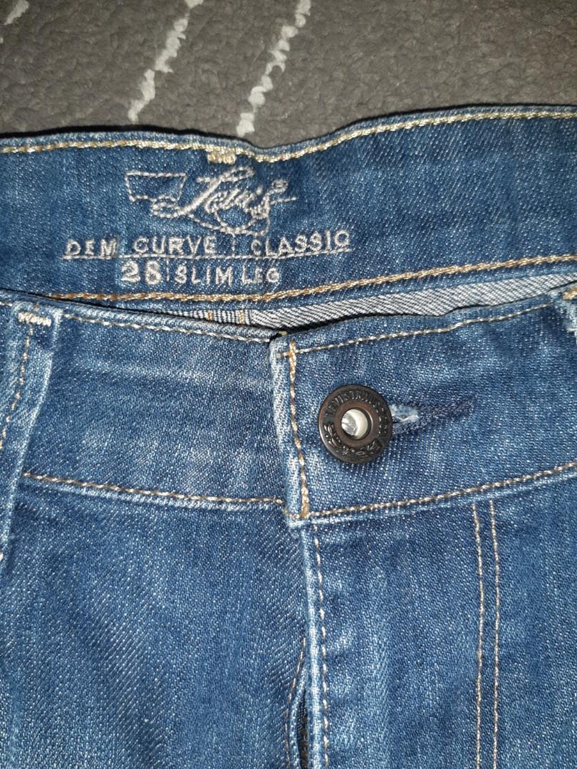 LEVI S DEMI CURVE CLASSIC SLIM LEG