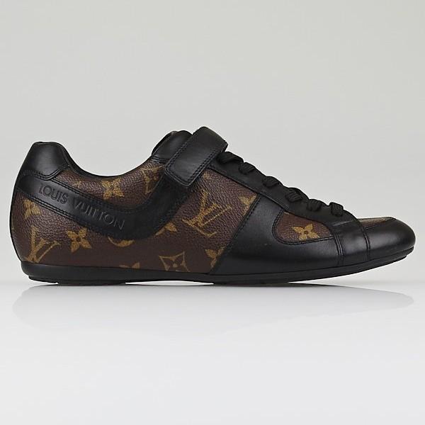 Louis Vuitton original sepatu lv ori LV preloved second not Bally Gucci  prada, Fesyen Pria, Sepatu , Sneakers di Carousell