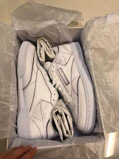 Reebok club cheap c85 iconic taping