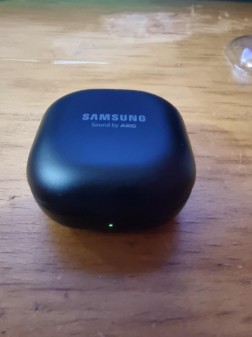 Samsung Earbuds Pro Charging Kit, Audio, Earphones on Carousell