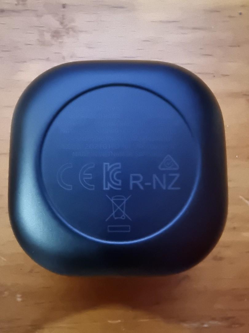 Samsung Earbuds Pro Charging Kit, Audio, Earphones on Carousell