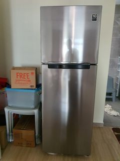 (Category: ) located in . Submitted by kuanek (Listing ID 1083057453, Image 1). Description: .