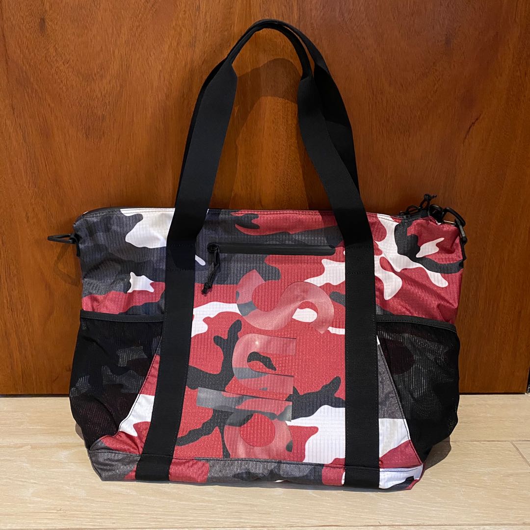 Supreme SS21 - Zip Tote Bag - Red Camo, Men's Fashion, Bags, Sling 