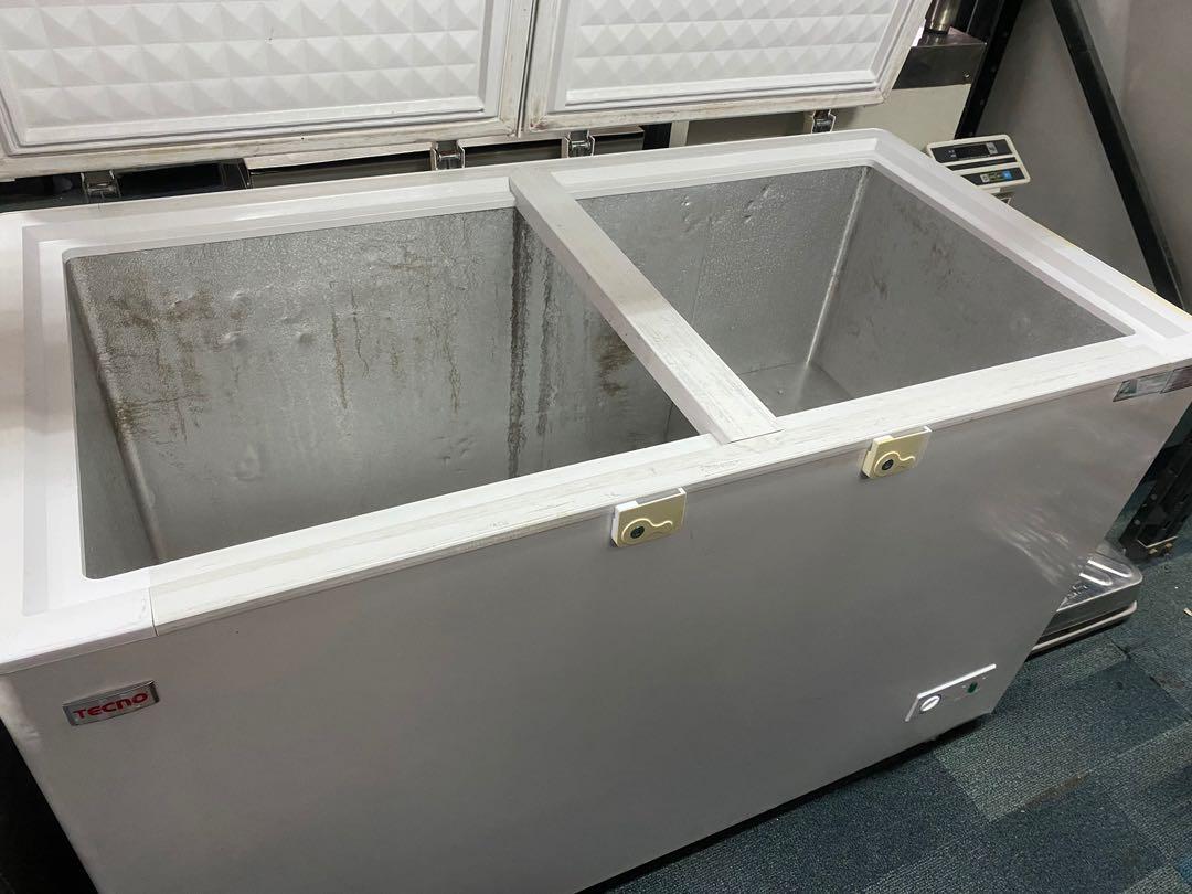4 Ft Chest Freezer/Tecno Extra Large Chest Freezer 450L, TV & Home