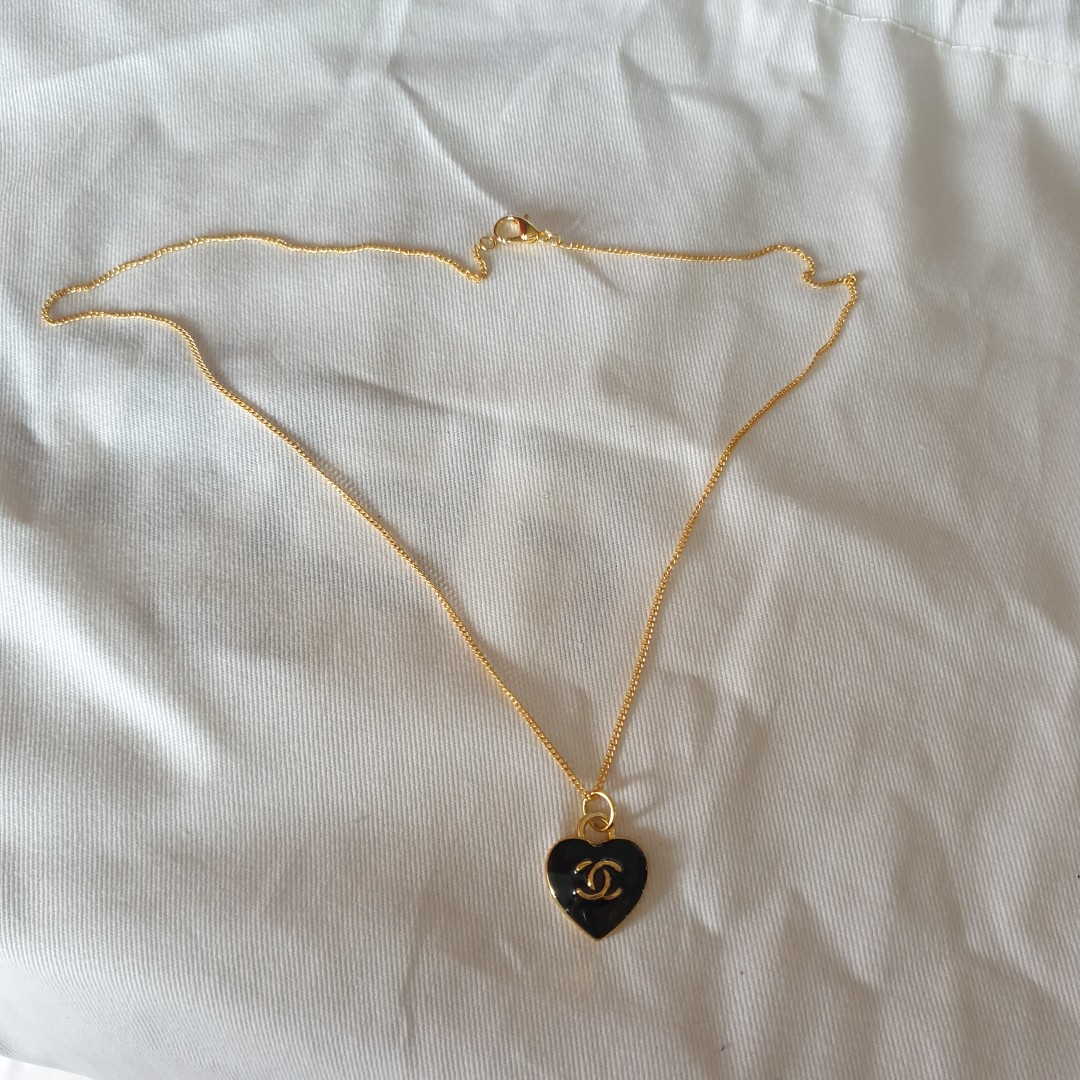 Vintage chanel necklace rework, Women's Fashion, Jewelry