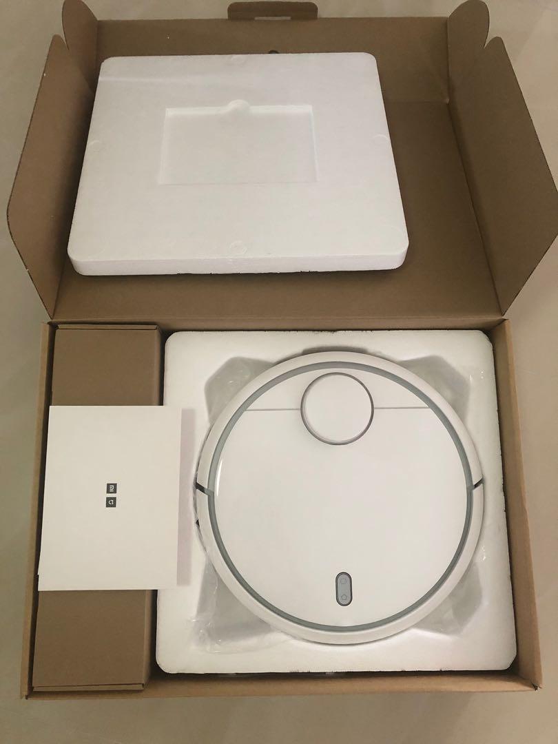 Xiaomi MI robot vacuum cleaner Model SDJQR02RR, TV & Home Appliances