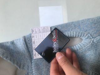 XS Hooded Pom Pom sweater