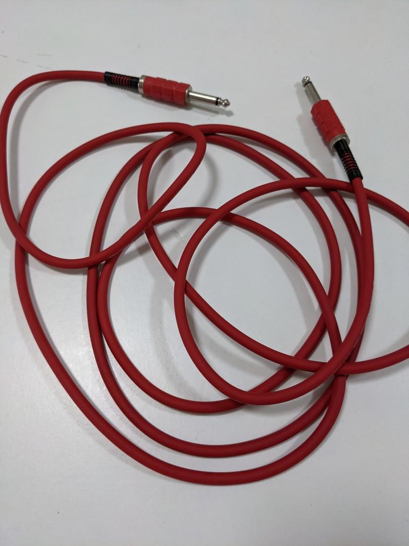 Yamaha Electric guitar + accessories, Hobbies & Toys, Music & Media