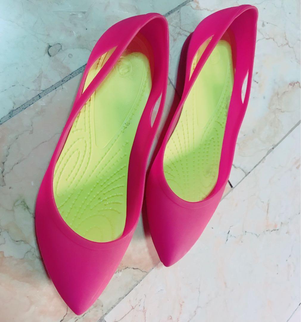 G1 Crocs Nahani Ladies Grape Flat Shoes 