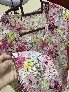 (Category: ) located in . Submitted by shopprelovedz (Listing ID 1083288807, Image 1). Description: .