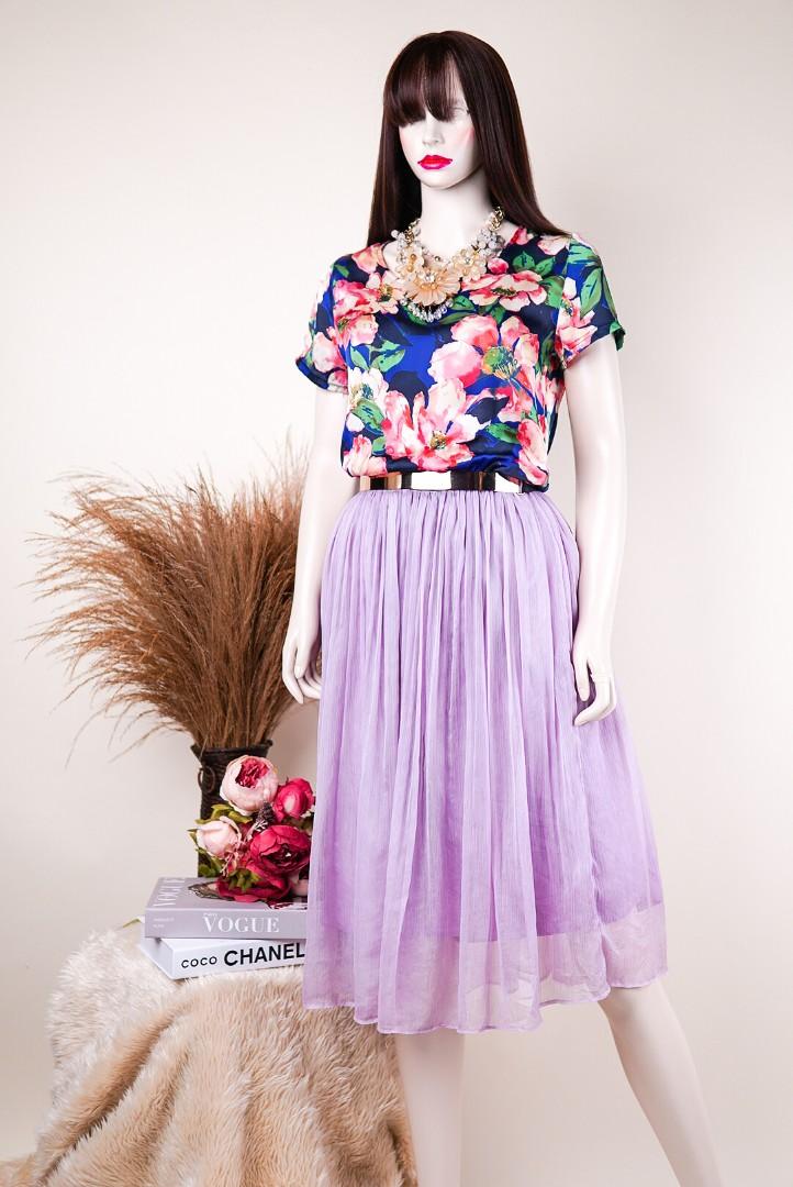 Beautiful silk dress. Hugh quality (Category: Dresses) located in Quezon City. Submitted by angeloflight (Listing ID 1083303563, Image 1). Description: Code: si59 Price: m-l Size: 379 Bust: 38 Waist: 25-36 Length: 46 With lining purple tutu dress🍓 soooo pretty! 🍭screenshot mined items 🍭 accessories, belts, ribbons not included ⭐ What you see is what you get. Color may vary depending on lighting resources. Preloved/thrifted so manage your expec