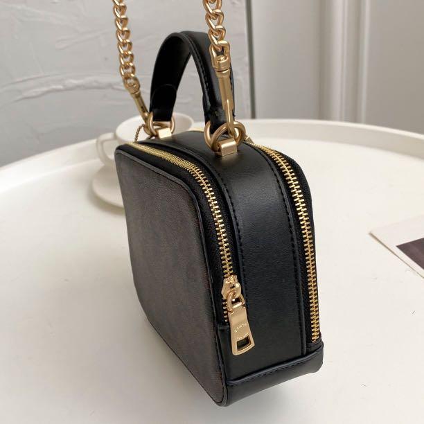 BOX CROSSBODY IN SIGNATURE CANVAS (COACH C3148), Women's Fashion, Bags