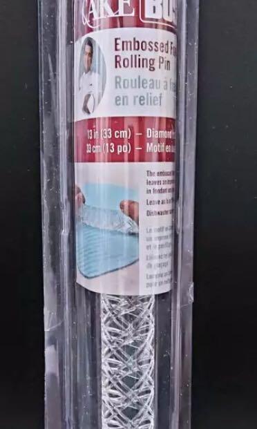 Cake Boss Embossed Rolling Pin (Category: Bakeware) located in Taguig. Submitted by frank63studio (Listing ID 1083396882, Image 1). Description: Cake Boss Embossed Rolling Pin NEW 5pcs on hand .