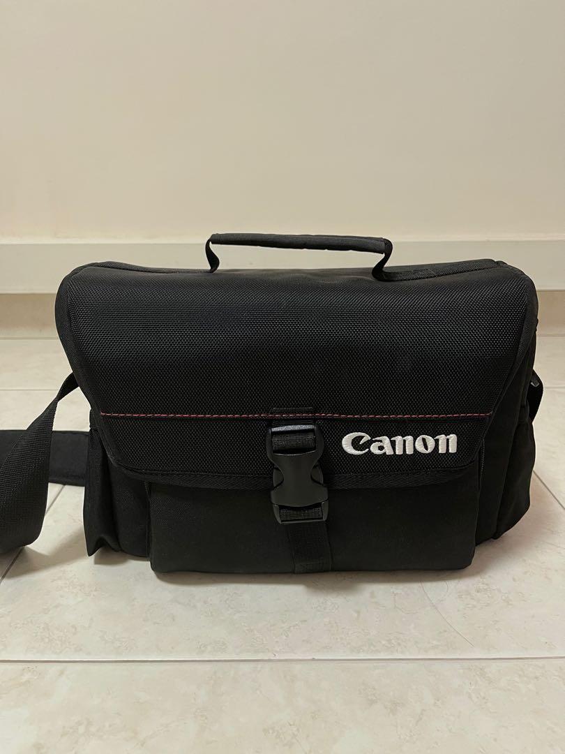 Camera (Category: Cameras) located in Singapore. Submitted by gkkkk (Listing ID 1083396610, Image 4). Description: Barely Used, in 9/10 condition no scratches nor dents. Includes all accessories and free SD card Low ballers will be ignored. EOS 800D Kit (EF S18-135mm f/3.5-5.6 IS STM) AF experience beyond expectation Experience the fast focusing speed of EOS 800D, which also features an intuitive, easy-to-use UI that guides you to shoot aesthetic