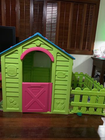 Tesco outdoor playhouse on sale