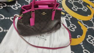 (Category: ) located in . Submitted by preloved_fifa (Listing ID 1083425537, Image 1). Description: .