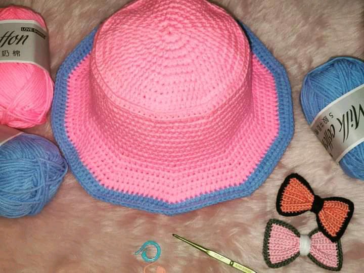 Crochet Bucket Hat, Women's Fashion 