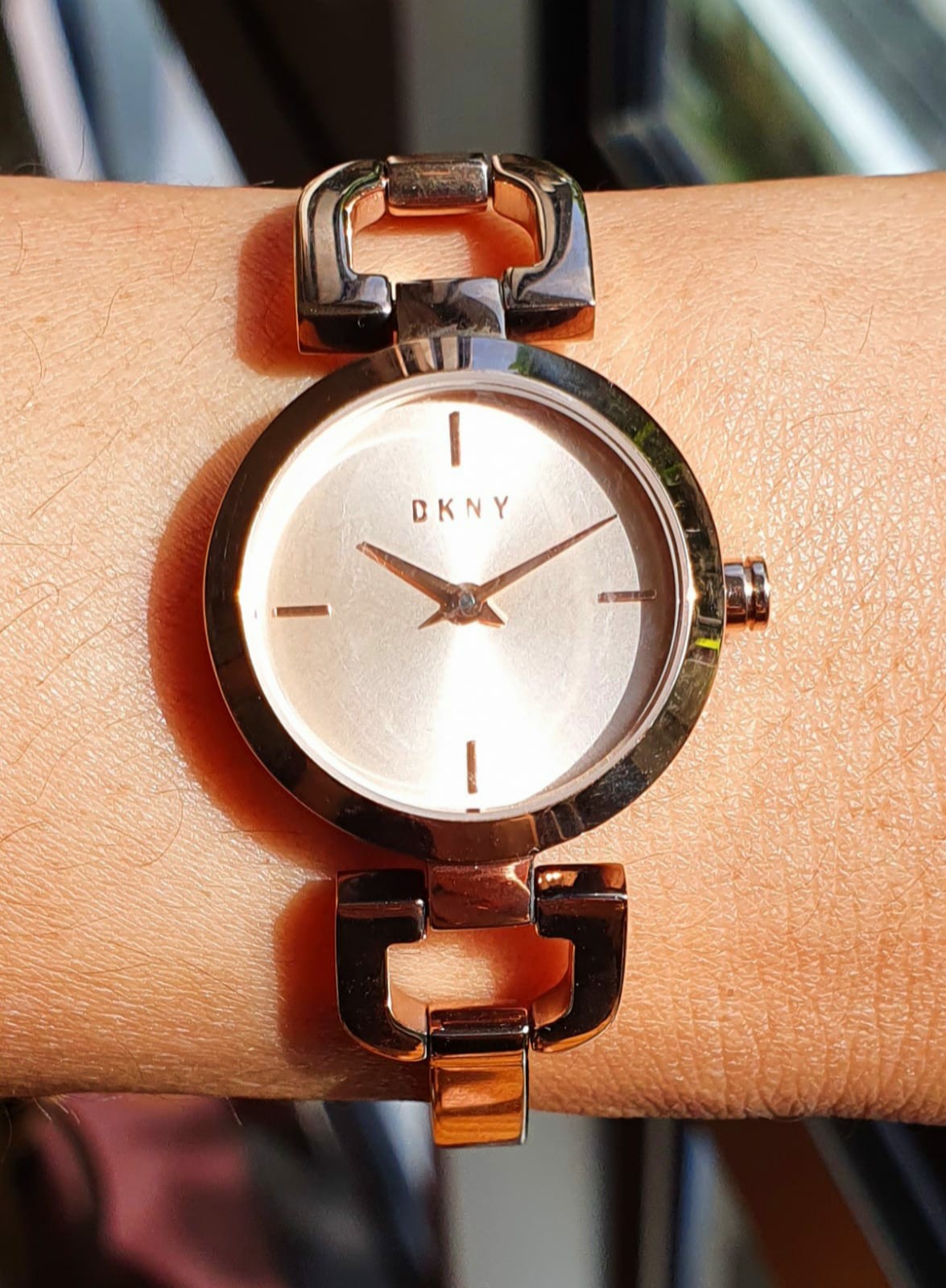 DKNY Quartz Analog NY8542 Watch Luxury Watches on Carousell